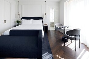 InterContinental Rome Ambasciatori Palace by IHG