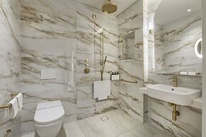 InterContinental Rome Ambasciatori Palace by IHG