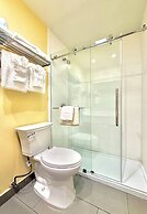 Days Inn by Wyndham Los Angeles LAX/VeniceBch/Marina DelRay