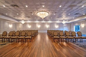 DoubleTree by Hilton Poughkeepsie Convention Center