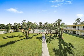 Days Inn by Wyndham Daytona Beach Speedway