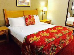 Caliente Tropics Hotel