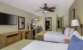 Caliente Tropics Hotel