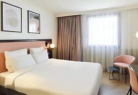 B&B HOTEL Saint-Quentin-en-Yvelines Centre Gare