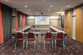 B&B HOTEL Saint-Quentin-en-Yvelines Centre Gare