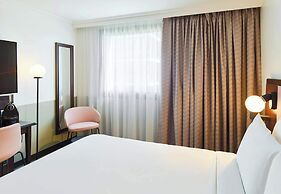 B&B HOTEL Saint-Quentin-en-Yvelines Centre Gare