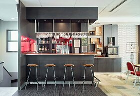 B&B HOTEL Saint-Quentin-en-Yvelines Centre Gare