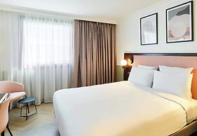B&B HOTEL Saint-Quentin-en-Yvelines Centre Gare