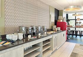 B&B HOTEL Saint-Quentin-en-Yvelines Centre Gare