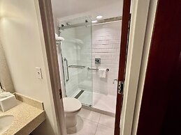 Four Points By Sheraton Norwood