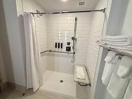 Four Points By Sheraton Norwood