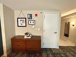 Four Points By Sheraton Norwood