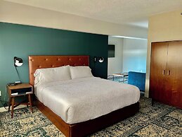 Four Points By Sheraton Norwood