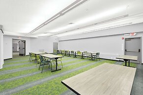 Spark by Hilton Plymouth