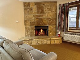 Sidney James Mountain Lodge