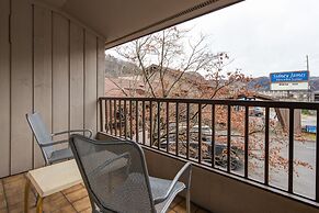 Sidney James Mountain Lodge