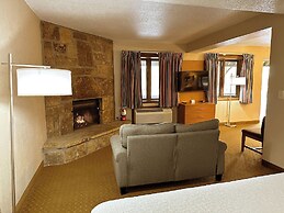 Sidney James Mountain Lodge