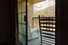 Sidney James Mountain Lodge