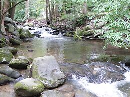 Sidney James Mountain Lodge