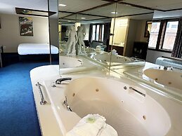 Sidney James Mountain Lodge