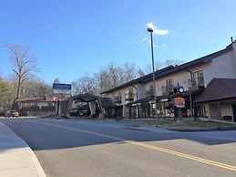 Sidney James Mountain Lodge