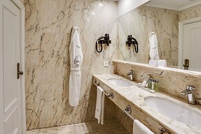 Sercotel Hotel Europa