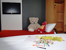 ibis Chartres Ouest Luce