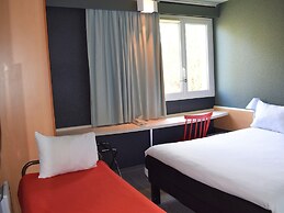 ibis Chartres Ouest Luce