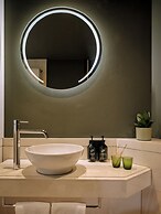 Max Brown Hotel 5th District, part of Sircle Collection (formerly Pent