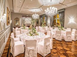 Fairmont Hotel Vier Jahreszeiten Hamburg