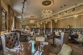 The Three Swans Hotel, Market Harborough, Leicestershire