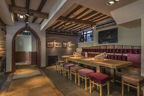 The Three Swans Hotel, Market Harborough, Leicestershire