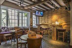 The Three Swans Hotel, Market Harborough, Leicestershire