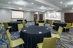 Holiday Inn Express Arlington by IHG