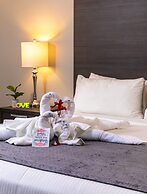 Palazzo Lakeside Hotel