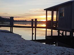 Palazzo Lakeside Hotel