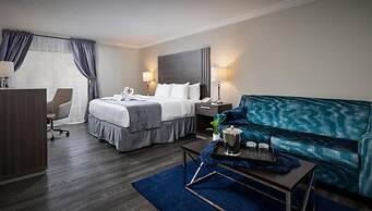 Palazzo Lakeside Hotel