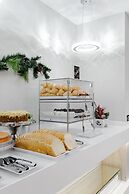 Palazzo Lakeside Hotel