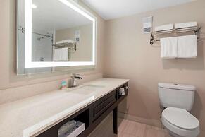 Palazzo Lakeside Hotel