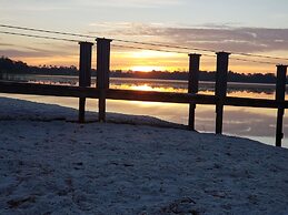 Palazzo Lakeside Hotel