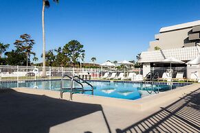 Palazzo Lakeside Hotel