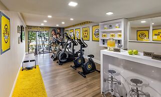 Palazzo Lakeside Hotel