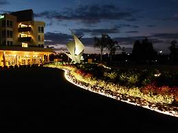 DoubleTree by Hilton San Diego Bayside