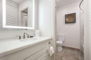 DoubleTree by Hilton San Diego Bayside