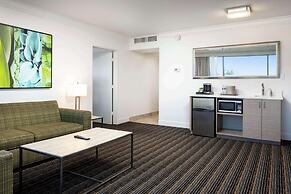 DoubleTree by Hilton San Diego Bayside