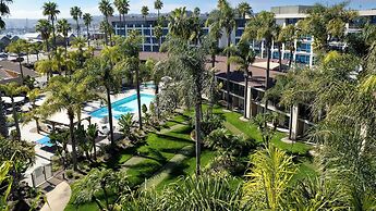 DoubleTree by Hilton San Diego Bayside