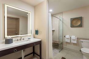 DoubleTree by Hilton San Diego Bayside