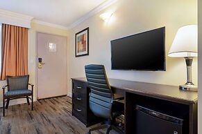 Best Western Plus Burnaby Hotel