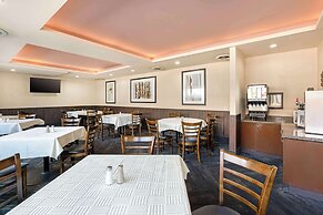 Best Western Plus Burnaby Hotel