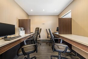 Best Western Plus Burnaby Hotel